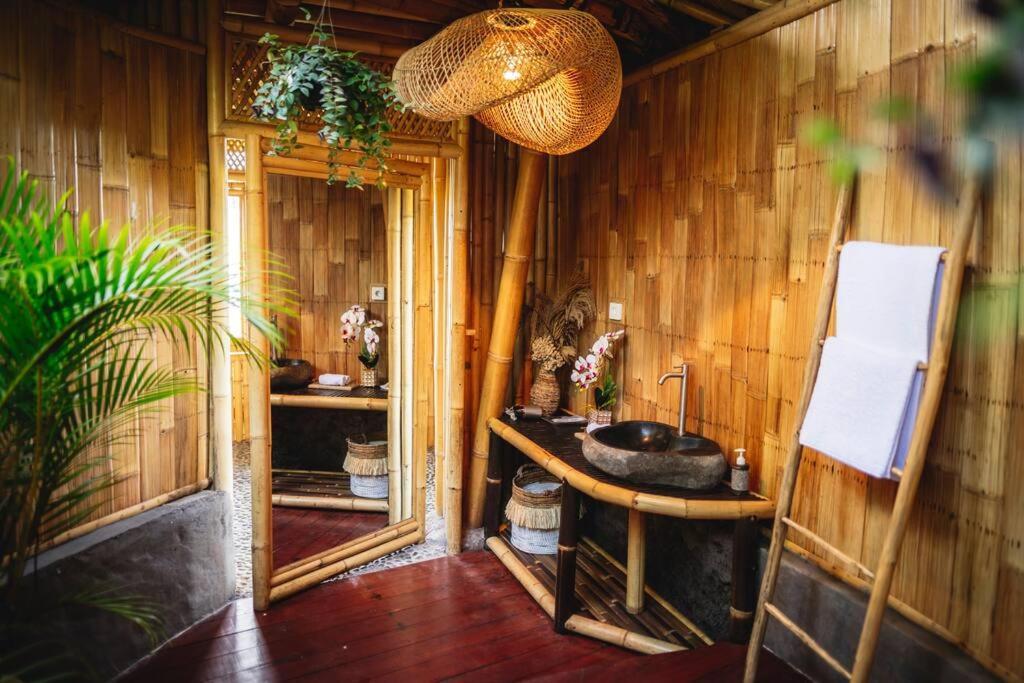 The Nude House Villa Selat Exterior foto